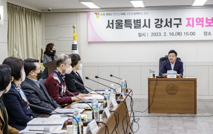 김경호 광진구청장 성인문해교육기관 졸업생 축하 