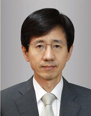 尹, 권익위 부위원장에 박종민 법무법인 KCL 대표변호사 임명