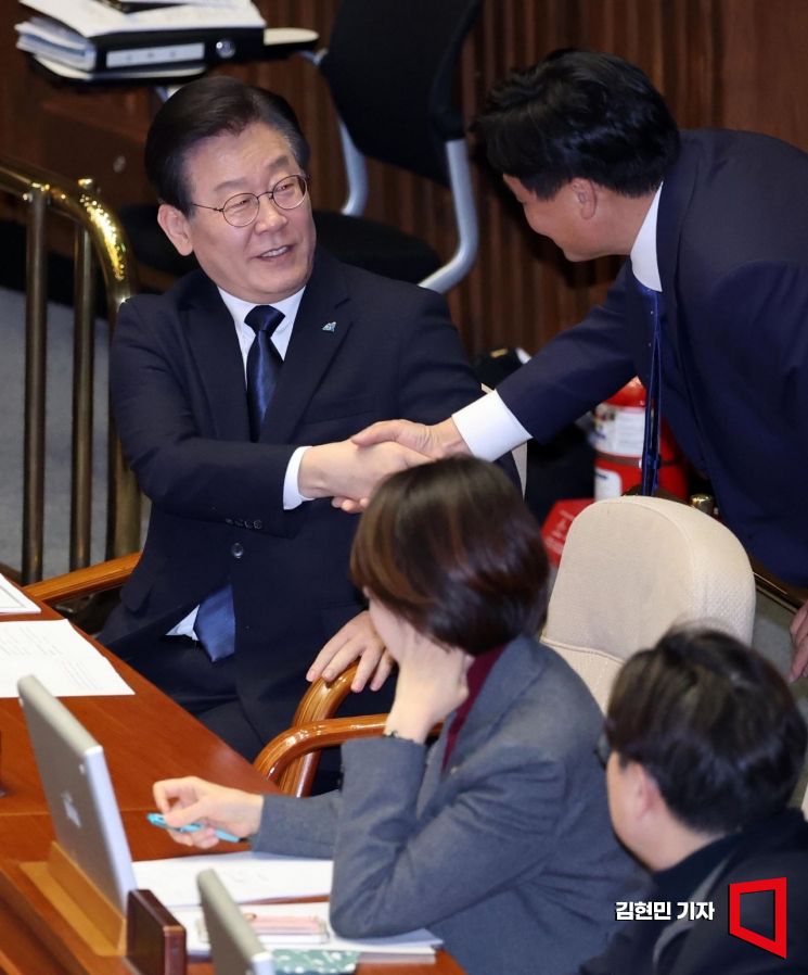 박성준 "이재명, '무더기 이탈표'에도 의연"