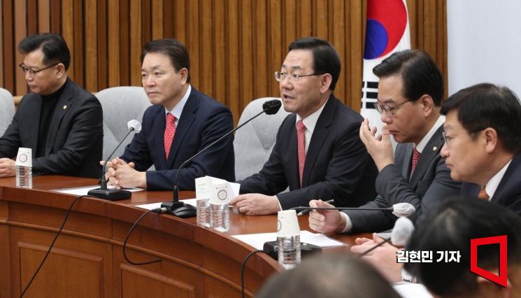 與 "이재명 체포동의안 찬성 최대 38명…방탄 뚫렸다"