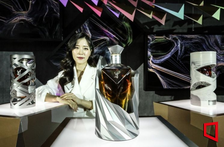 [포토]  ‘시간’을 테마로 한 싱글몰트 위스키 글렌피딕 3종 소개해요~'