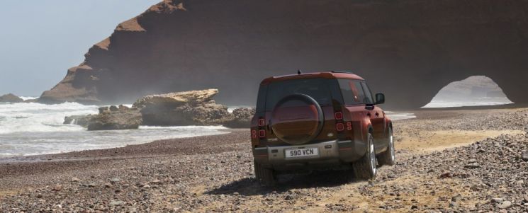 Land Rover Launches 8-Seater Off-Roader 'Defender 130' in Korea