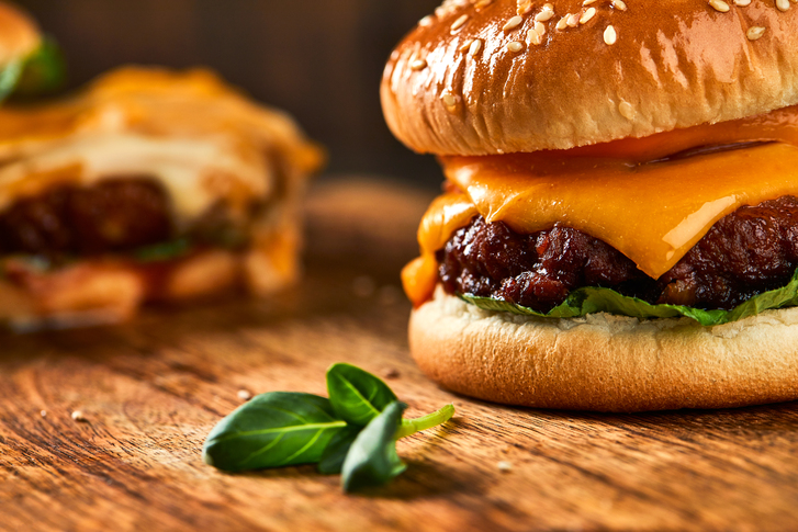 ‘버거플레이션’ 지속…너도나도 1년에 가격 두 번 올려