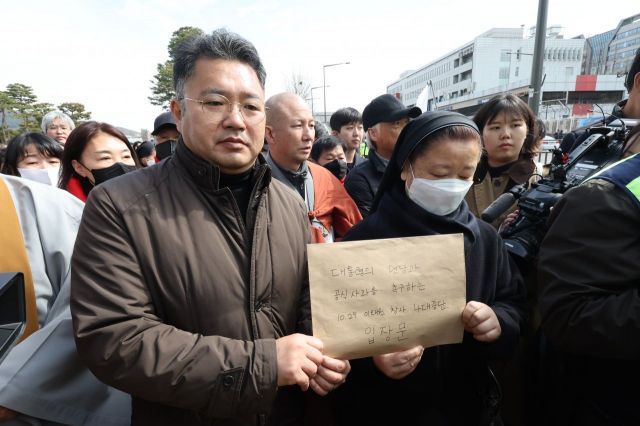 4개 종교단체 "尹대통령, 이태원 유가족에게 공식사과해야"