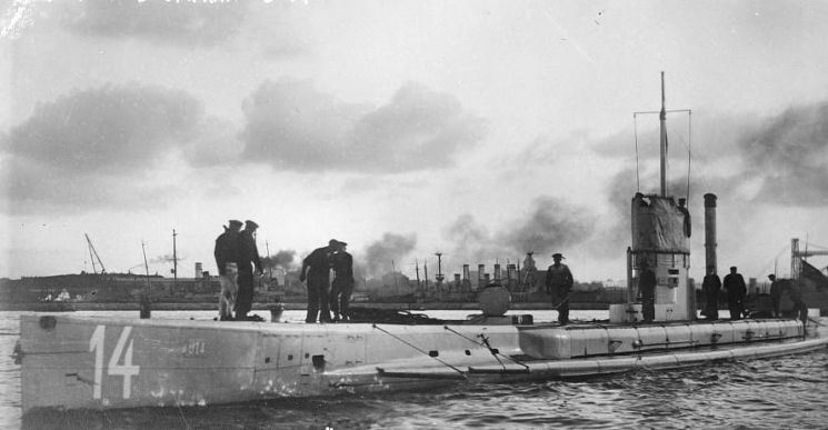 1차 세계대전 당시 악명을 떨쳤던 독일의 유보트(U-boat) 잠수함의 모습.[이미지출처= 미 의회도서관 홈페이지]