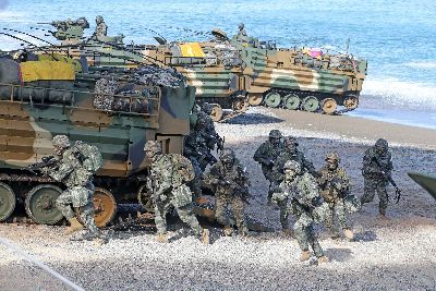 海軍・海兵隊, 旅団級合同上陸訓練…馬羅島するなど 17尺参加 - アジア経済