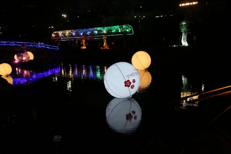 서초구 양재천 벚꽃축제 열어