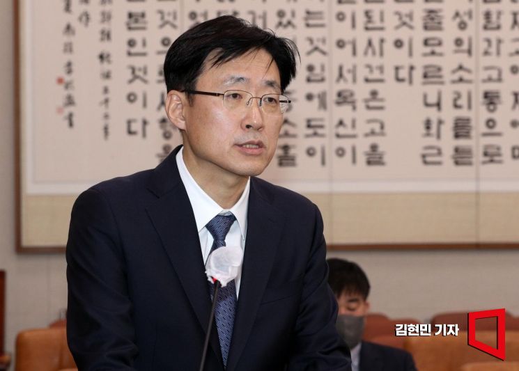[포토] 모두발언하는 김형두 헌법재판관 후보자