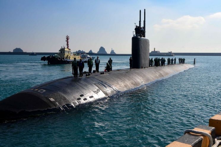미국 핵잠수함 '스프링필드'함이 지난 2월 부산 작전기지에 입항했다. [이미지출처=연합뉴스]