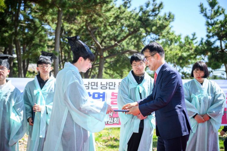 경남 남해군에서 ‘제1회 남면 낭만 문화산책’이 성황리에 열렸다.