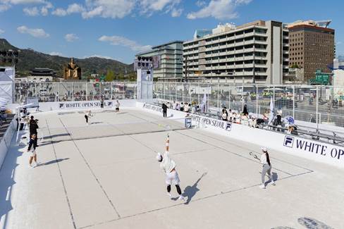 "골프 뒤이을까"…판 커지는 테니스 웨어 시장