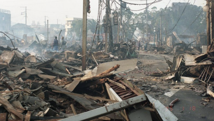 [日요일日문화]'스즈메의 문단속'이 암시하는 日 재해 역사  