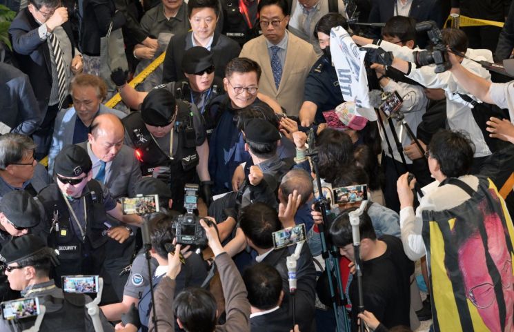 [뉴스속 용어]송영길에 전해진 '자등명 법등명'