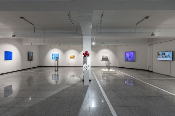 재불청년작가협회 AJAC 40주년 기념전 설치 전경. [사진제공 = 프린트베이커리]