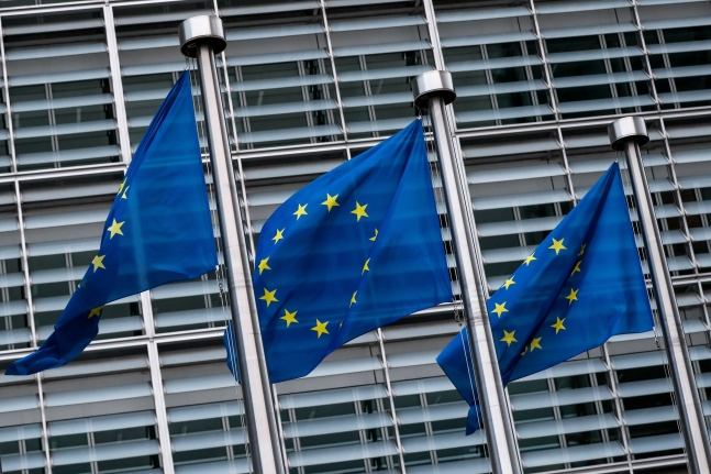 EU, 러 지원 中 기업 제재 방안 추진…中 강력 반발
