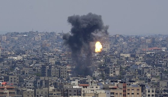 이스라엘군-팔레스타인 무장단체 교전 격화…21명 사망