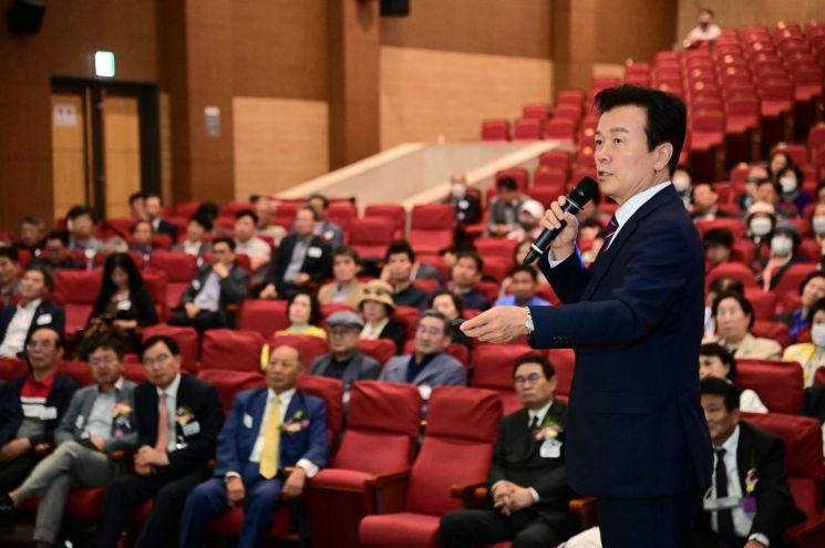 조규일 진주시장, 국회서 ‘남강 포럼 세미나’ 초청 강연