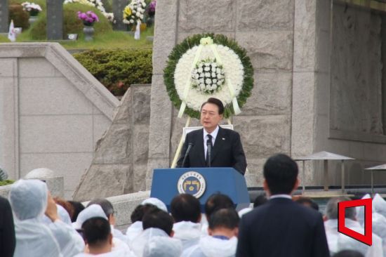 윤석열 대통령이 43주년 5.18기념식에 참석해 기념사를 하고 있다.[사진=윤자민 기자]