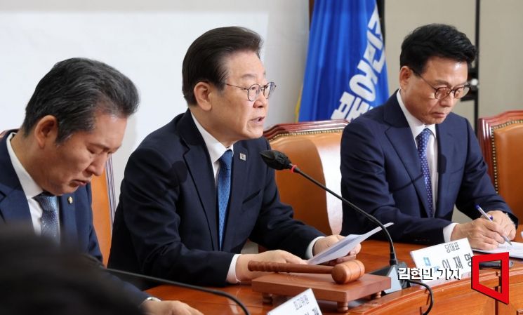 이재명 더불어민주당 대표가 19일 국회에서 열린 최고위원회의에서 발언하고 있다. 사진=김현민 기자 kimhyun81@