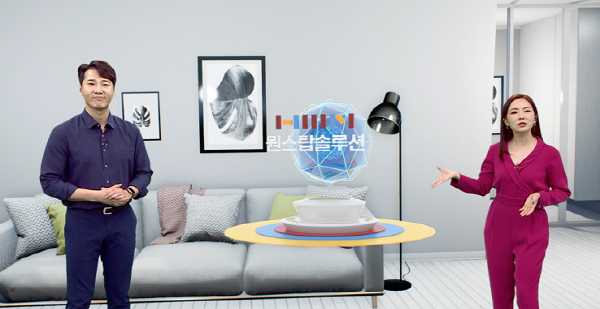 신세계라이브쇼핑에서 ‘한샘 리하우스’ 특집 방송이 진행되고 있다. [사진제공=신세계라이브쇼핑]