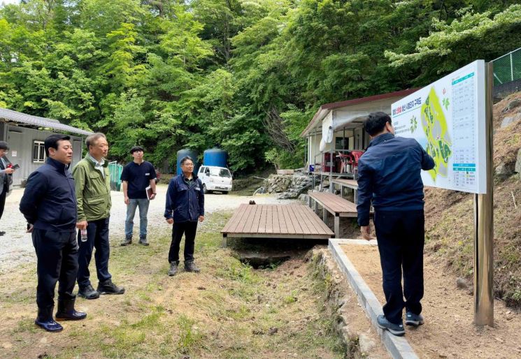 곽근석 함양부군수, 산양삼 생산 시범단지 현장 점검