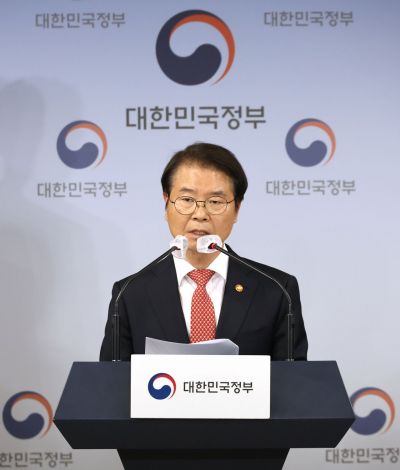 이정식 고용노동부 장관 [이미지출처=연합뉴스]