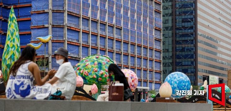 [포토]광화문 광장에 전통등 전시