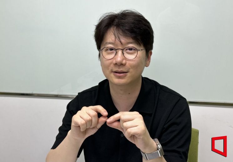 노유헌 이모코그 공동대표가 아시아경제와 인터뷰하고 있다. [사진=이춘희 기자]