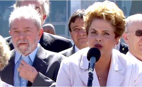 지난 2016년 5월 탄핵으로 물러나는 호세프 전 대통령(오른쪽). 왼쪽은 전임자인 루이스 이나시우 룰라 다 시우바 전 대통령