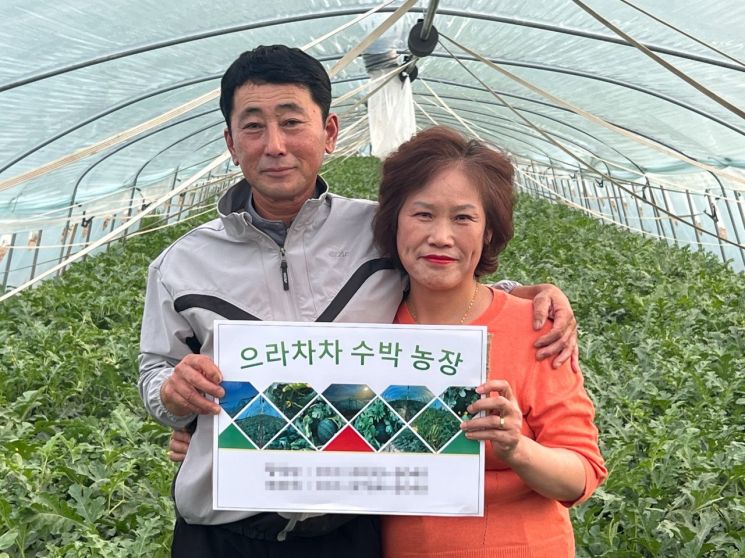경남 함안 황성도 조미숙 부부. [이미지제공=경남농협]