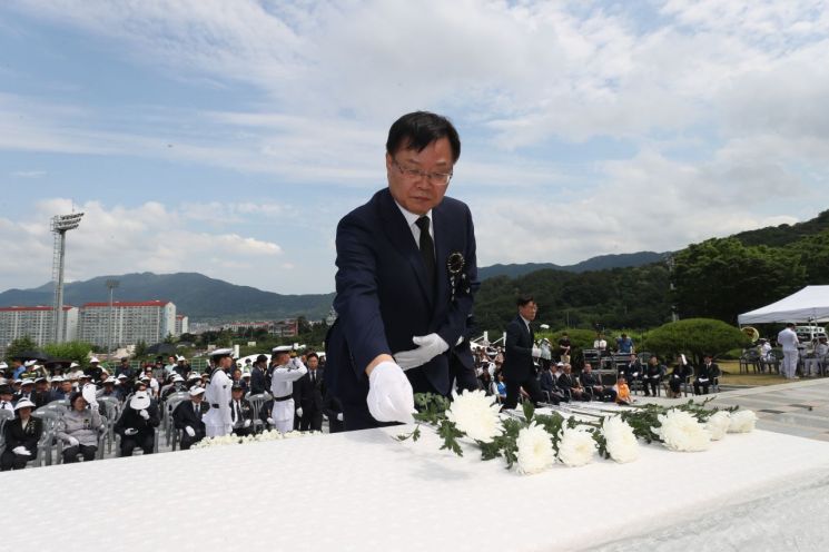 “대한민국을 지켜낸 당신의 희생을 기억합니다”