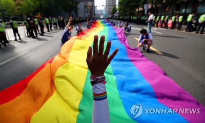 2019년 진행된 서울퀴어퍼레이드의 모습. [이미지출처=연합뉴스]