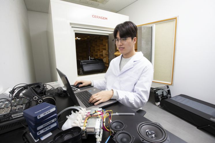 세라젬 마스터 V7, 도서관보다 층간소음 적다