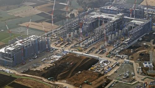 正在日本熊本县建设中的台积电半导体工厂  图片由联合新闻提供