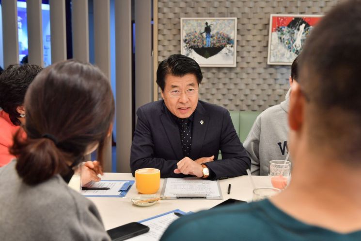 청년층 관심사 1위?... 재태크 