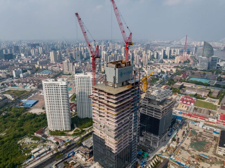 中부동산기업 줄줄이 상폐…실적 악화에 강제 퇴출