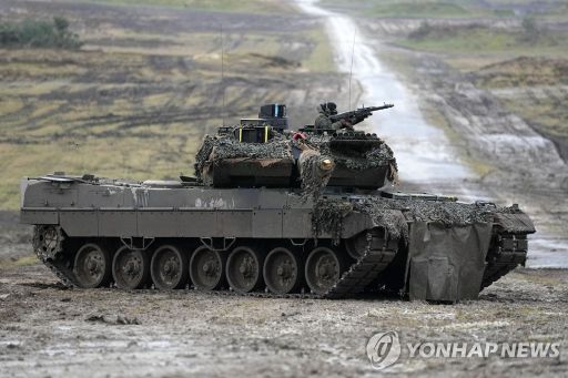 우크라이나에 지원된 독일산 주력전차 레오파르트2 [이미지출처=연합뉴스]