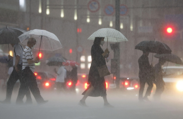 일본 서남부에 300㎜ 넘는 폭우…1명 사망·2명 실종