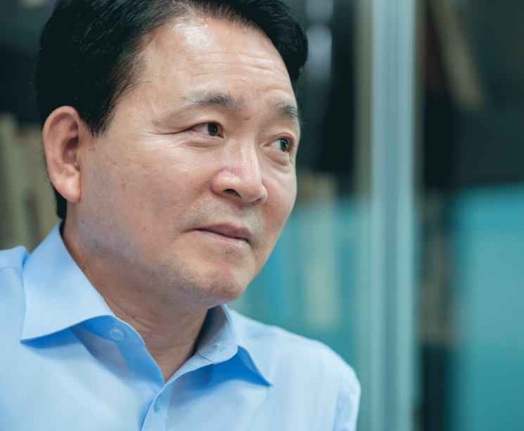 성일종 국민의힘 의원이 국회 의원회관에서 인터뷰를 하고 있다. (사진=성일종 의원실)