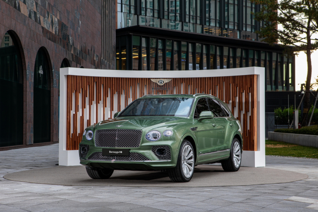 'Supercar Jeonseong Sidae'... More than 6,000 Cars Over 300 Million Won