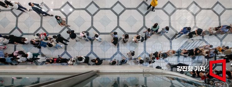 [포토]제51회 서울국제유아교육전&키즈페어 입장 기다리는 관람객들