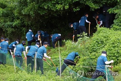 출생미신고 딸 숨지자 암매장한 친모 긴급체포(종합)