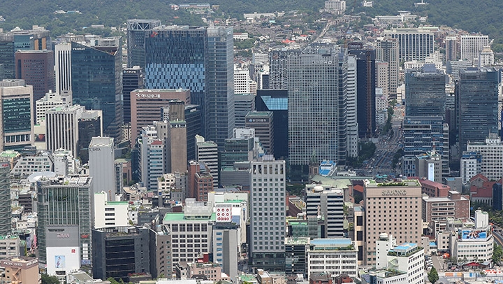 서울 남산에서 바라본 기업 빌딩. 사진은 기사 내용과 무관함. [이미지출처=연합뉴스]