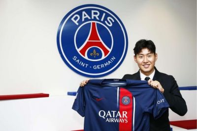이강인, 美떠나는 메시 자리 채운다 …" PSG 공식 입단, 5년 계약"