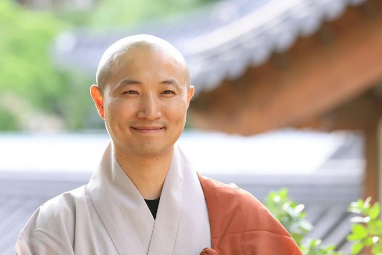 "출가 후 둘째 가진 것 사실"…도연스님, 뒤늦은 고백