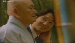 청안스님이 1998년 배우 한석규와 함께 출연했던 SK텔레콤 광고 장면. [사진출처=유튜브]