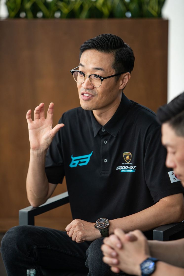 지난 7월 20일 본지와의 인터뷰를 하고 있는 이창우 SQDA-그릿모터스포츠팀 선수 [사진제공=람보르기니 서울]