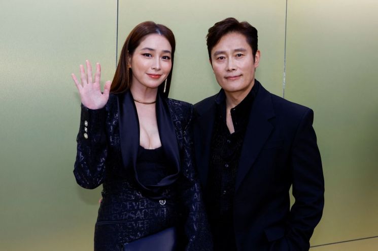 배우 이병헌 아내 이민정, 8년만에 둘째 임신