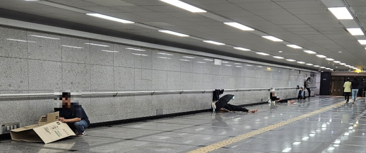 "노숙인 보호해야"… 태풍 속 서울시 다시서기종합지원센터의 분투