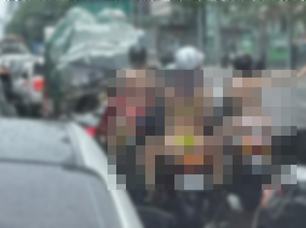 대낮에 강남서 '낯뜨거운 비키니 라이딩' 남녀 8명 입건